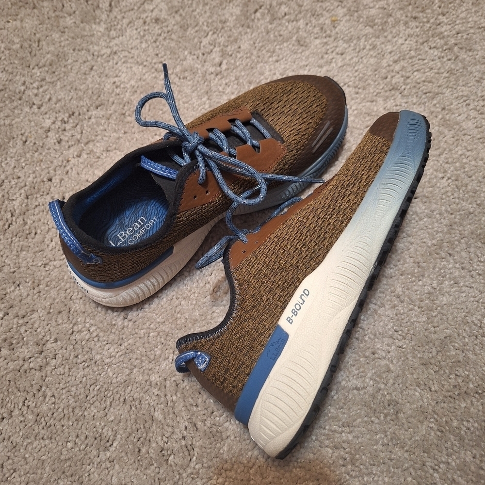 L.L. Bean B Bound Mens Athletic Outdoor Shoes Size 7 Medium!